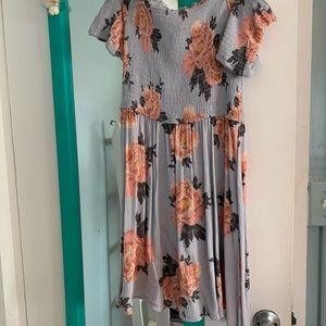 Mahina Hawai’i Brand Off the shoulder dress